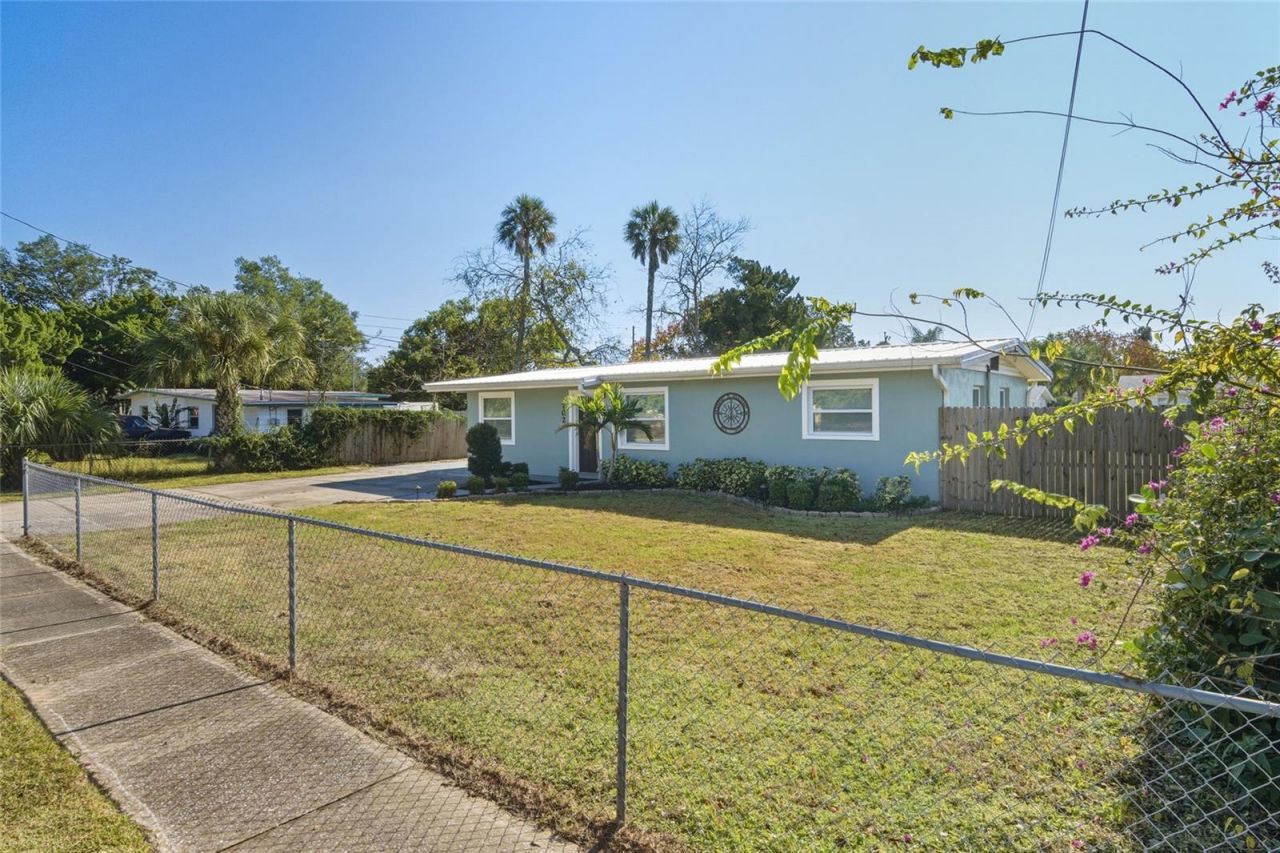 702 Eleanore Avenue, New Smyrna Beach, FL 32168 Photo