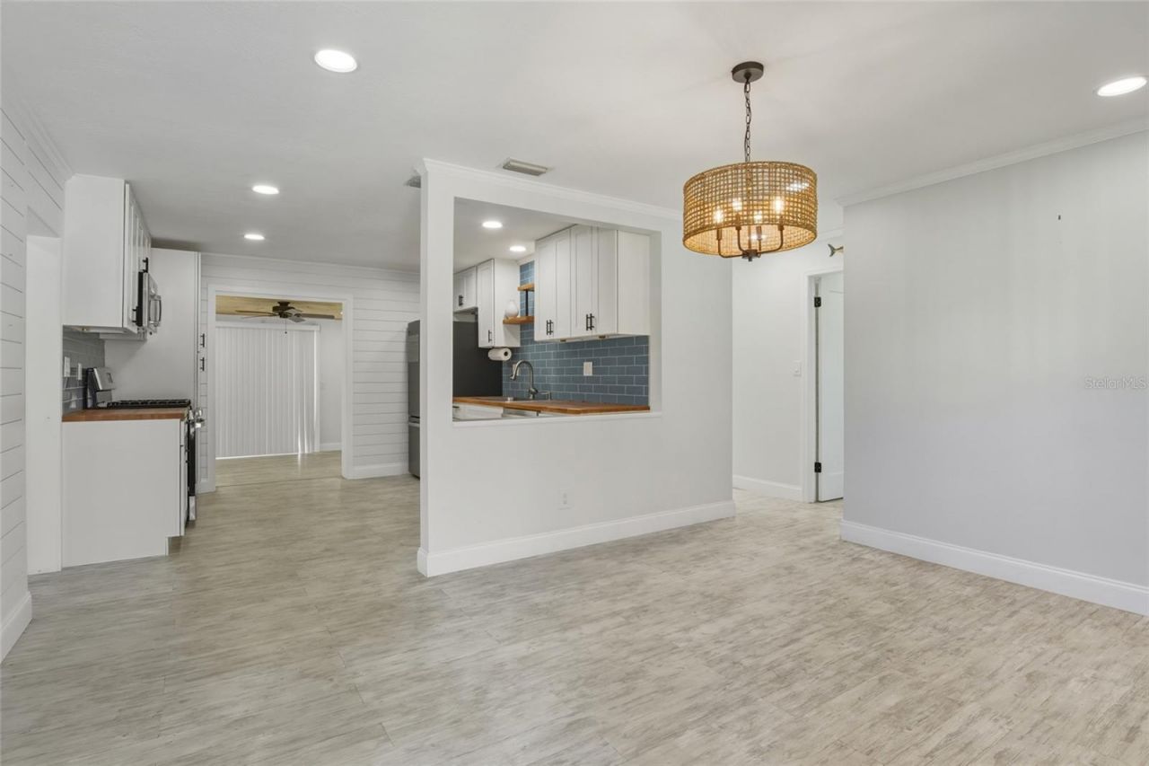 702 Eleanore Avenue, New Smyrna Beach, FL 32168 Photo