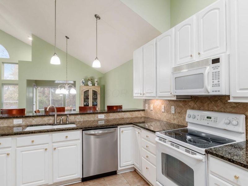 223 Tinley Park Circle, Delaware, OH 43015 Photo 8