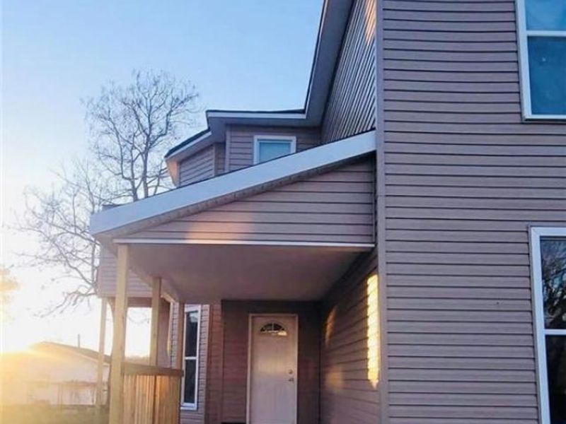 208 N Washington Street, New Paris, OH 45347 Photo 2