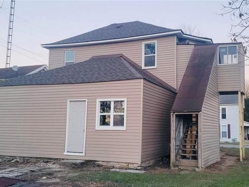 208 N Washington Street, New Paris, OH 45347 Photo 4