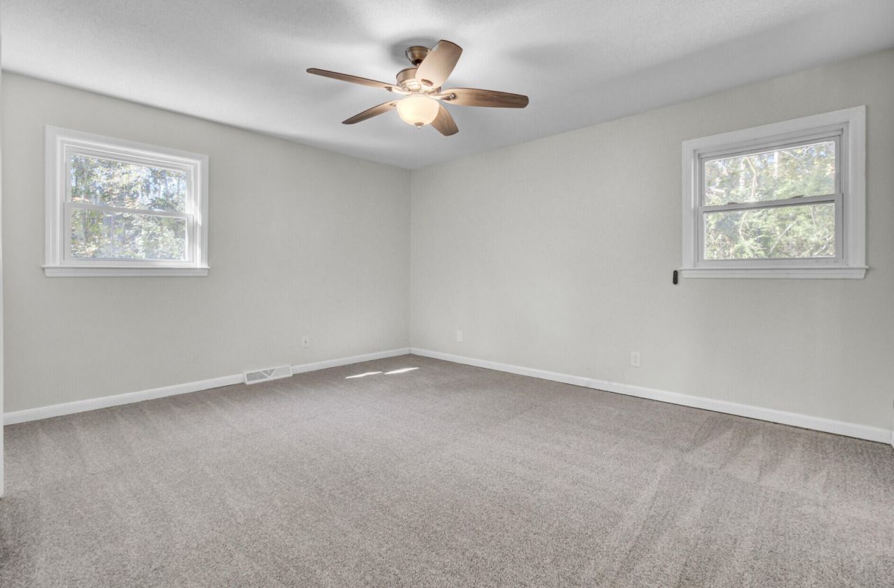 139 Pecan Drive Photo 15