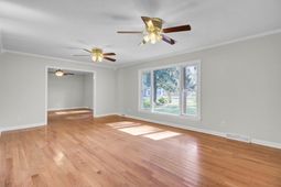 139 Pecan Drive photo 4