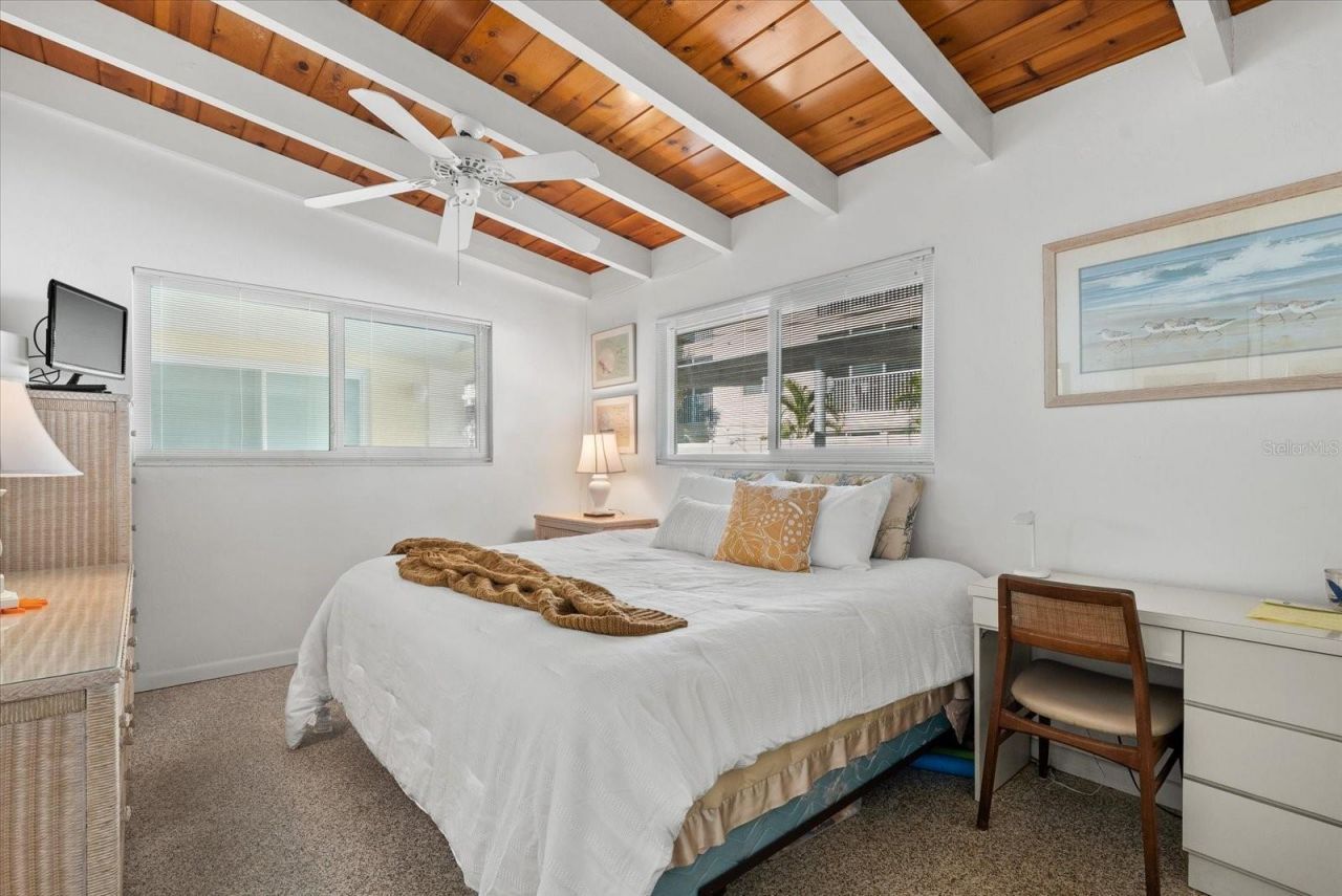 6006 Midnight Pass Road, Unit 11, Sarasota, FL 34242 Photo