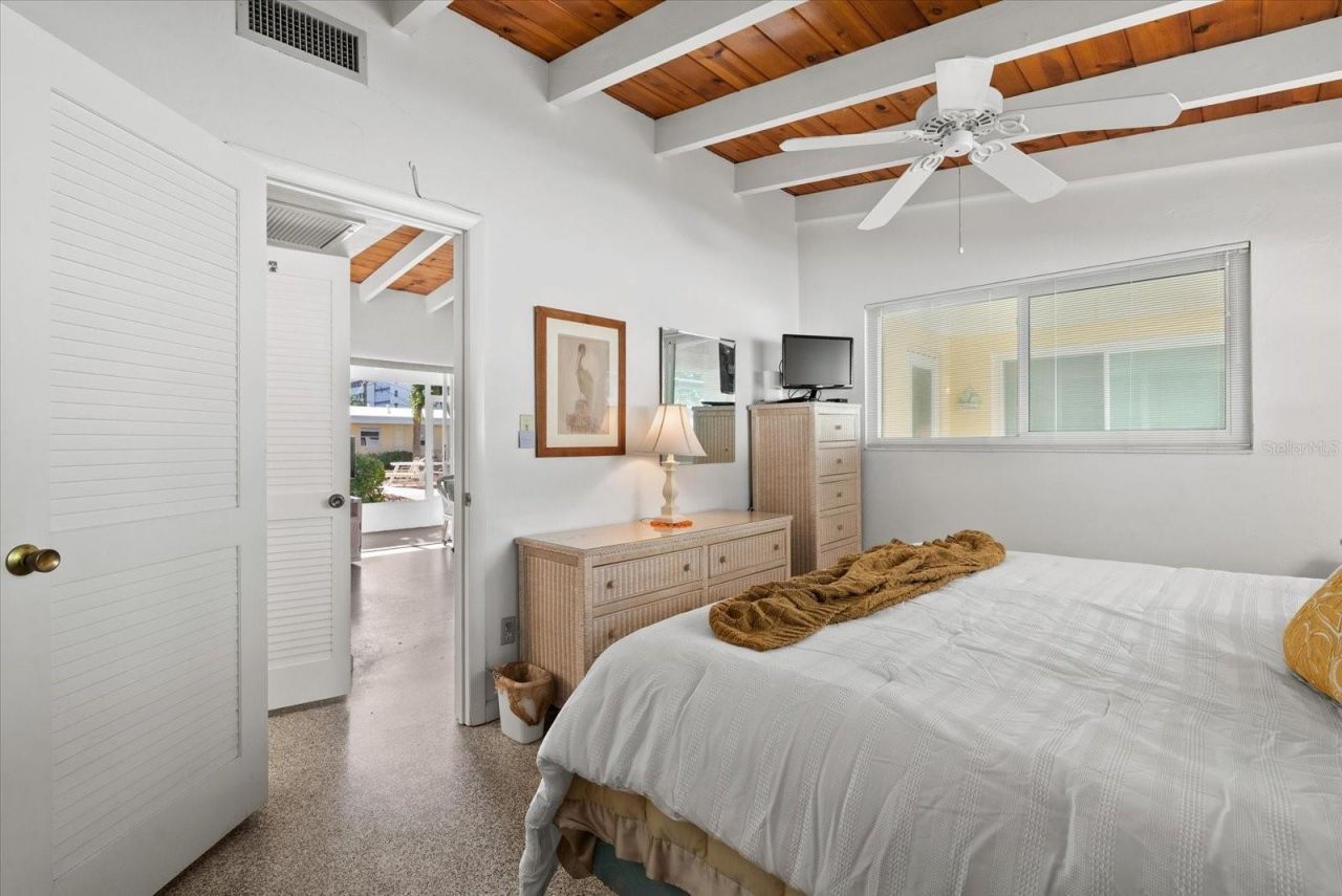 6006 Midnight Pass Road, Unit 11, Sarasota, FL 34242 Photo