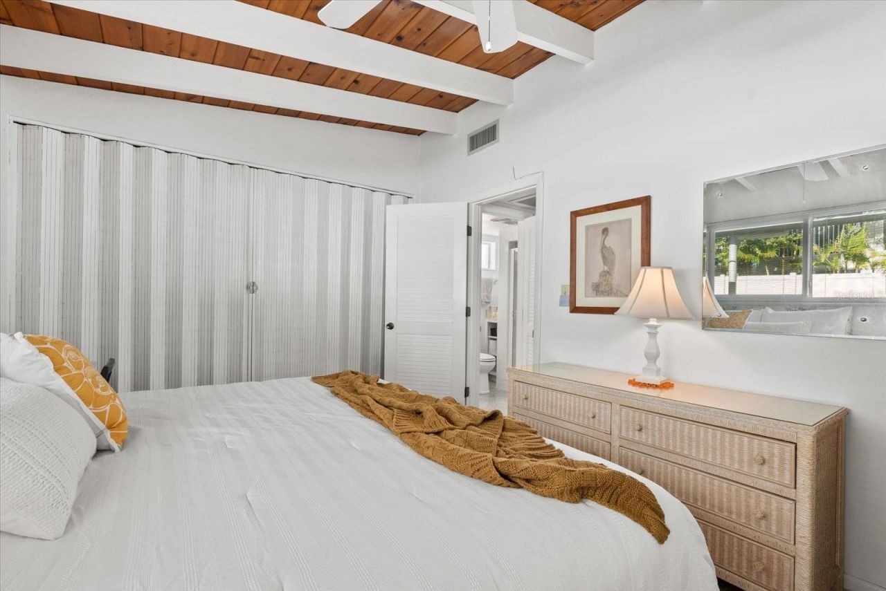 6006 Midnight Pass Road, Unit 11, Sarasota, FL 34242 Photo