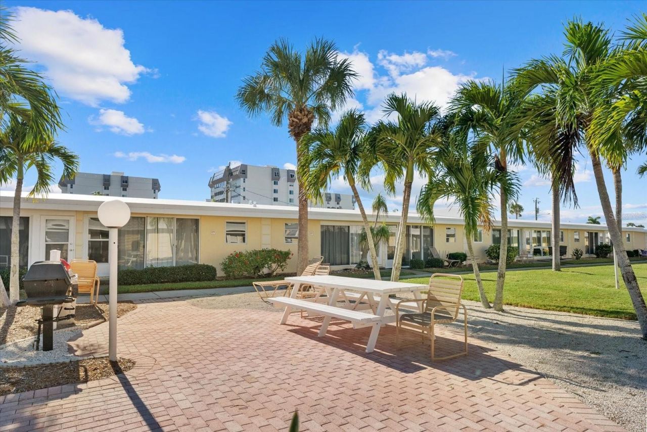 6006 Midnight Pass Road, Unit 11, Sarasota, FL 34242 Photo