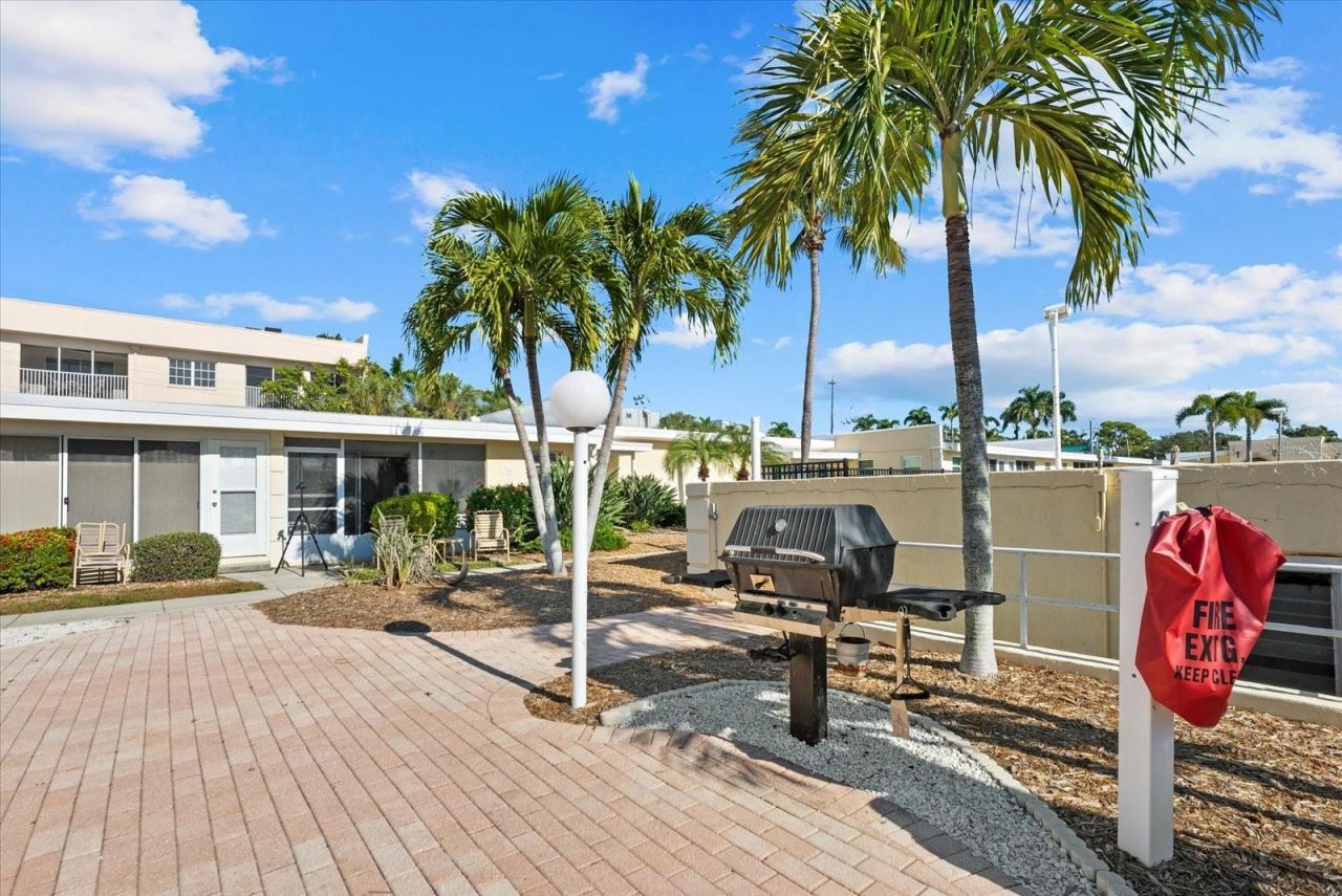 6006 Midnight Pass Road, Unit 11, Sarasota, FL 34242 Photo