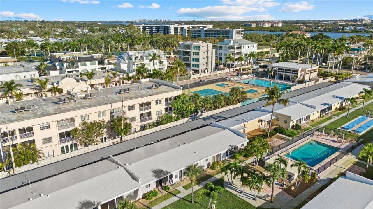 6006 Midnight Pass Road, Unit 11, Sarasota, FL 34242 Photo