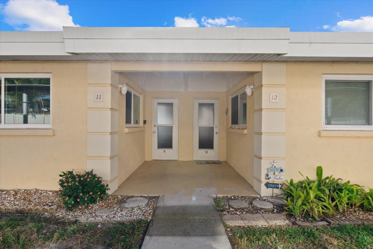 6006 Midnight Pass Road, Unit 11, Sarasota, FL 34242 Photo