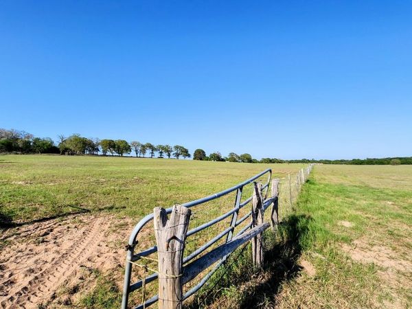 618 Mesquite Pass, Seguin, TX 78155