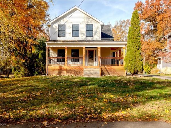 252 W College Street, Oberlin, OH 44074