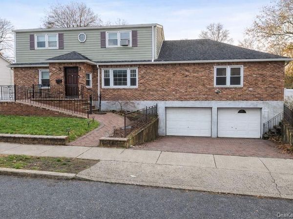 501 Lafayette Avenue, Rockville Centre, NY 11570