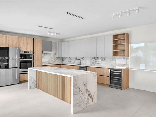 1200 SW 23rd Ct, Miami, FL 33135