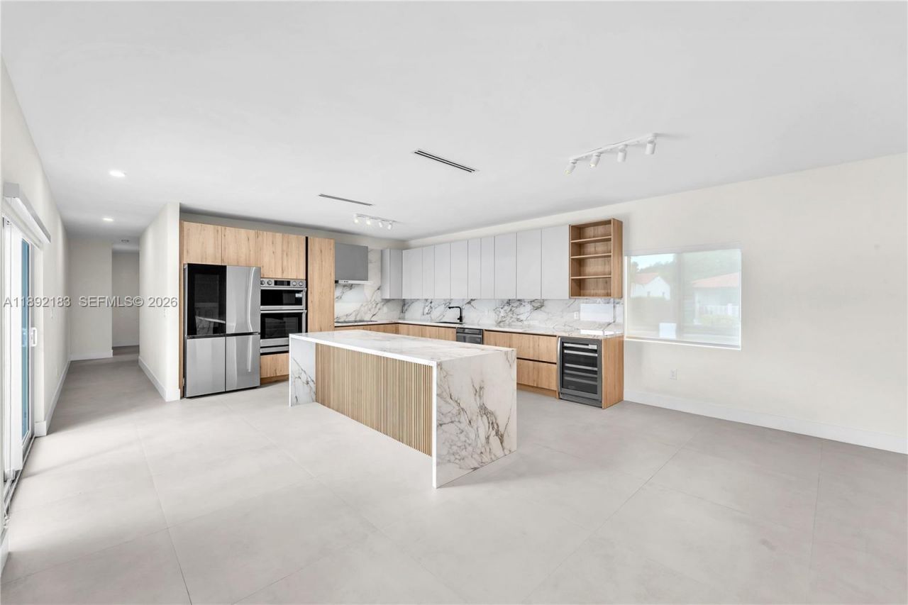 1200 SW 23rd Ct, Miami, FL 33135 Photo