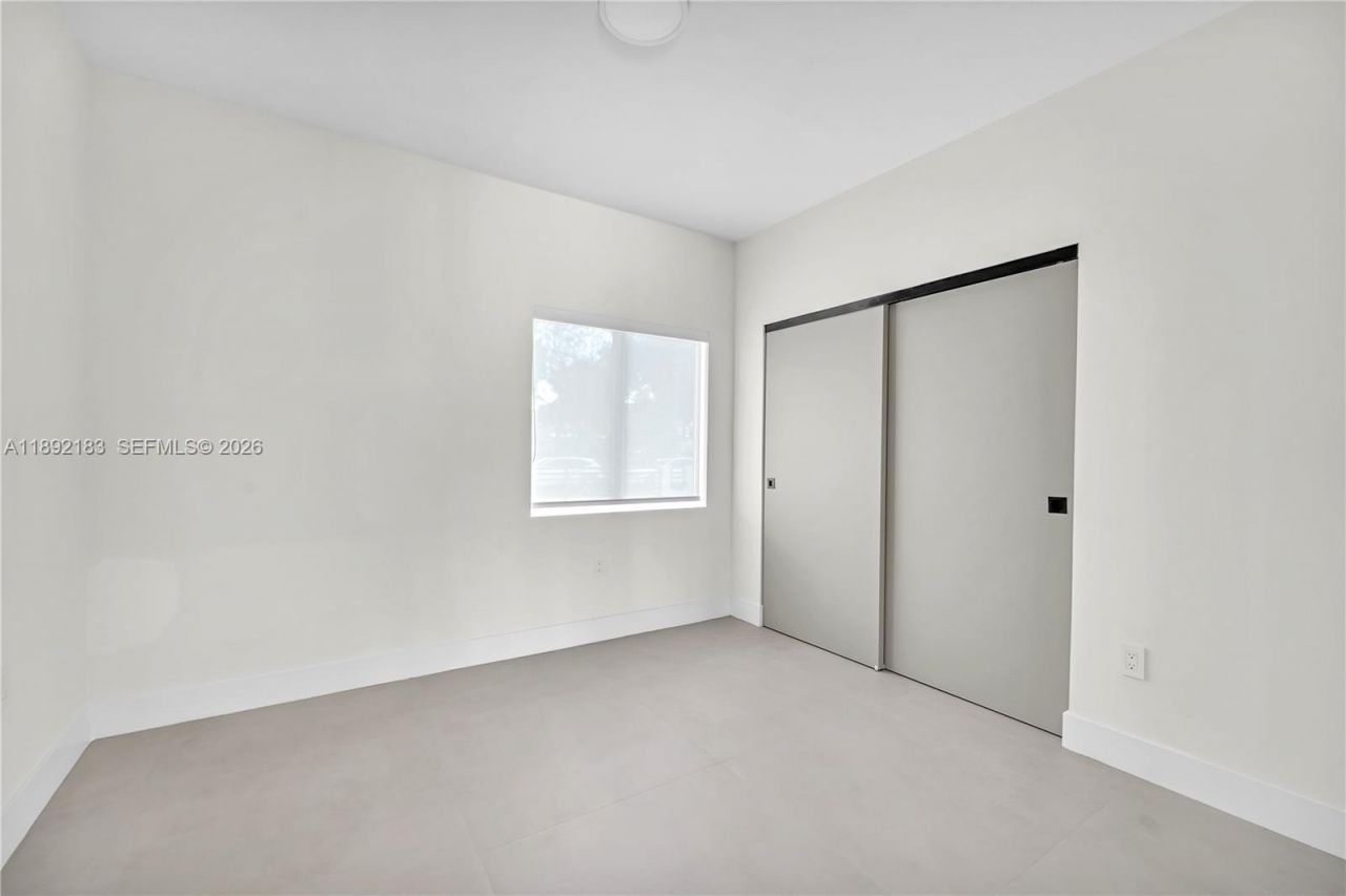 1200 SW 23rd Ct, Miami, FL 33135 Photo