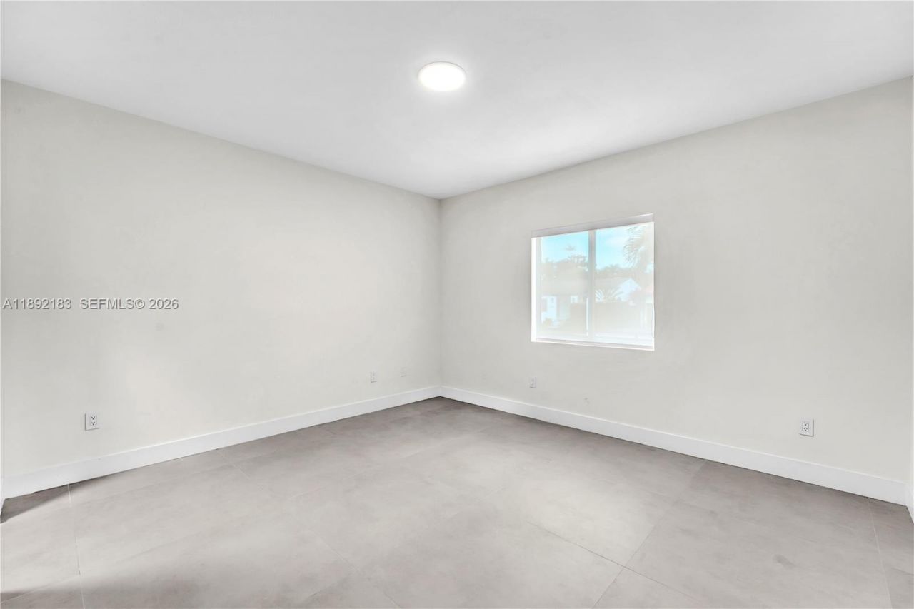 1200 SW 23rd Ct, Miami, FL 33135 Photo