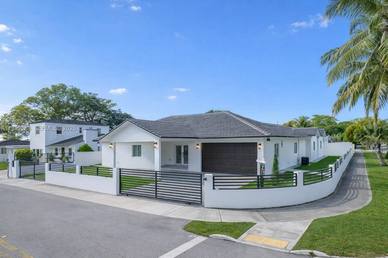 1200 SW 23rd Ct, Miami, FL 33135 Photo