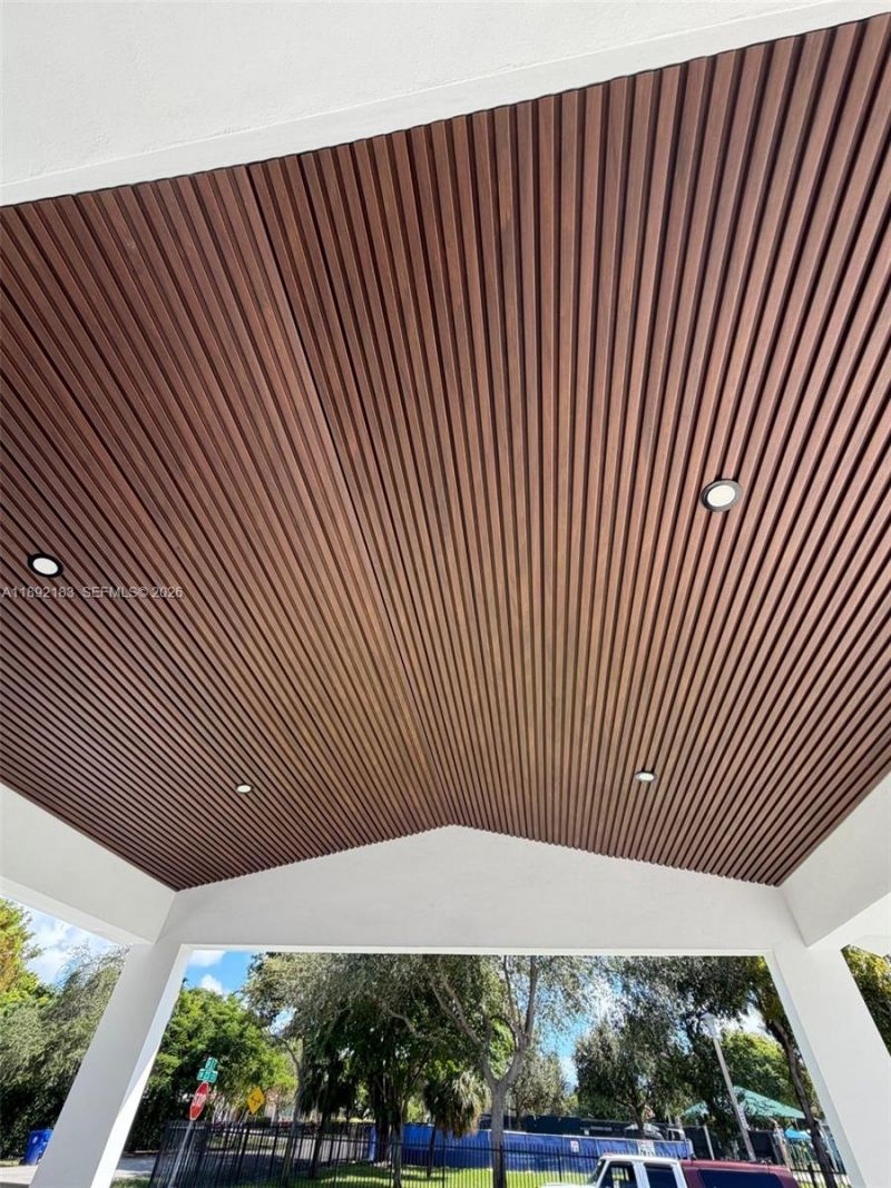 1200 SW 23rd Ct, Miami, FL 33135 Photo