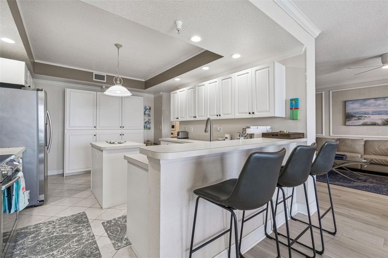 4953 Bacopa Lane S, Unit 204, Saint Petersburg, FL 33715 Photo