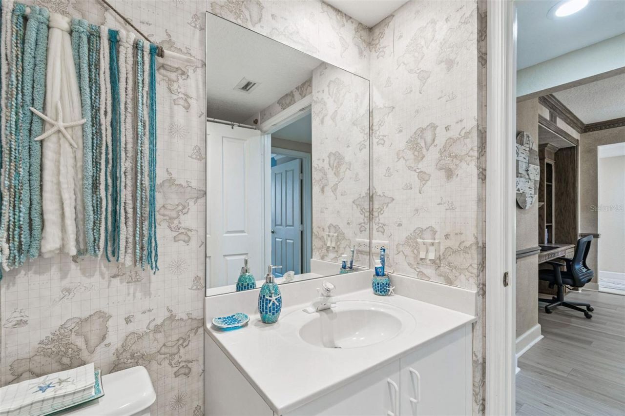 4953 Bacopa Lane S, Unit 204, Saint Petersburg, FL 33715 Photo