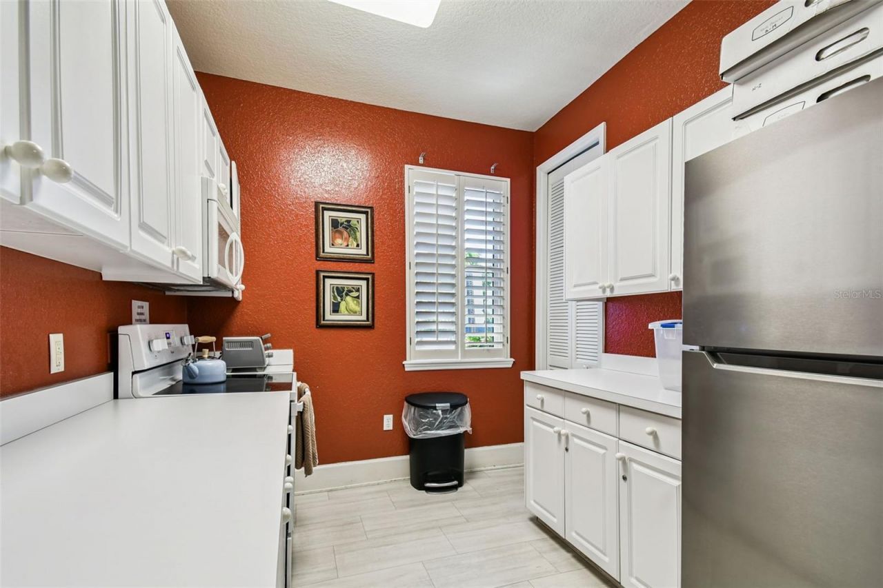 4953 Bacopa Lane S, Unit 204, Saint Petersburg, FL 33715 Photo