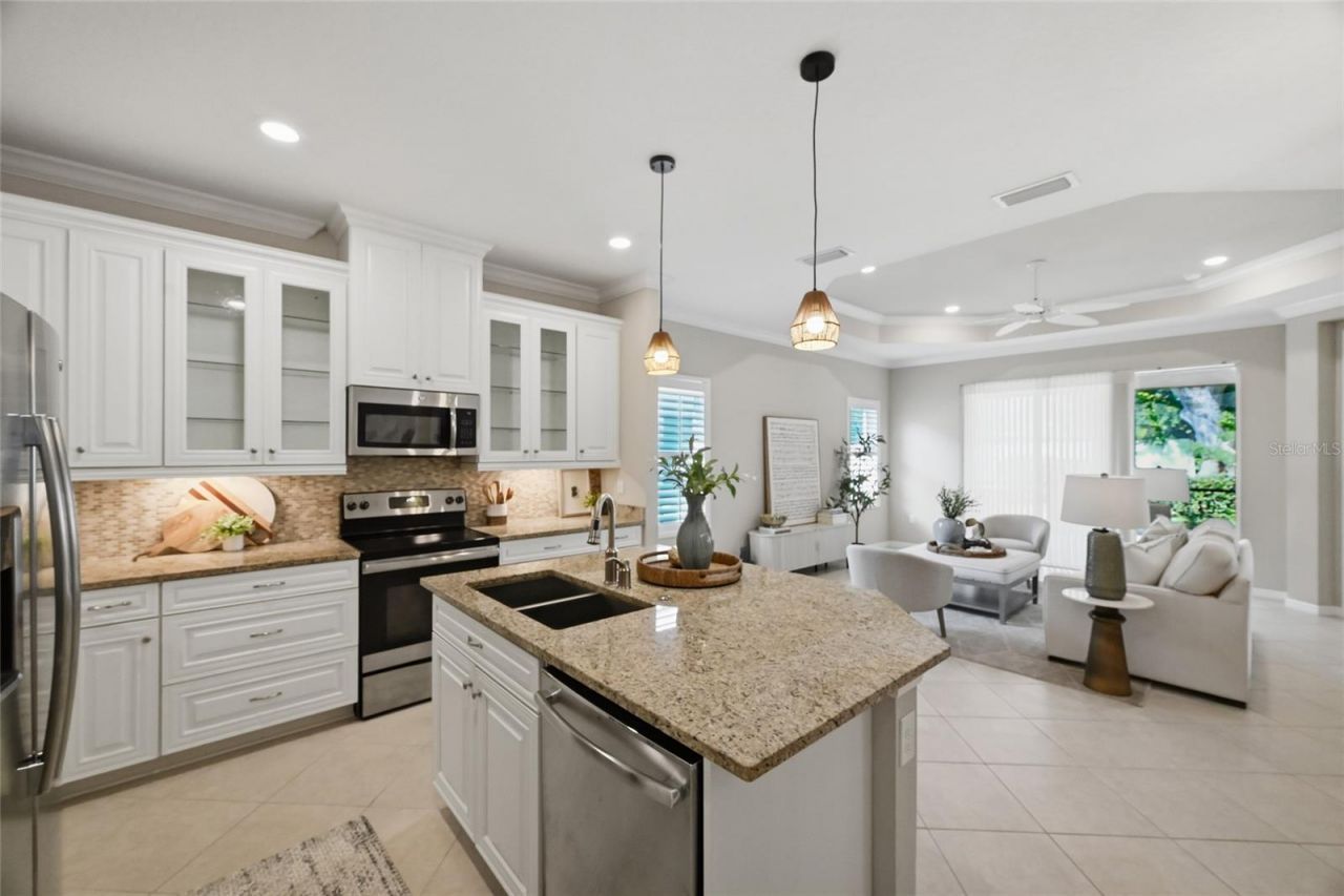 7108 Playa Bella Drive, Bradenton, FL 34209 Photo