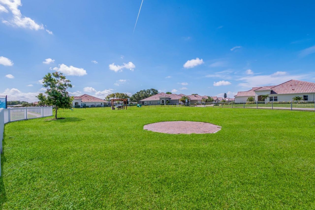 7108 Playa Bella Drive, Bradenton, FL 34209 Photo