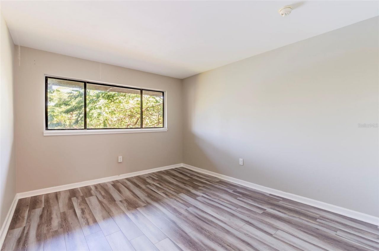 735 S Village Drive N, Unit 206, Saint Petersburg, FL 33716 Photo