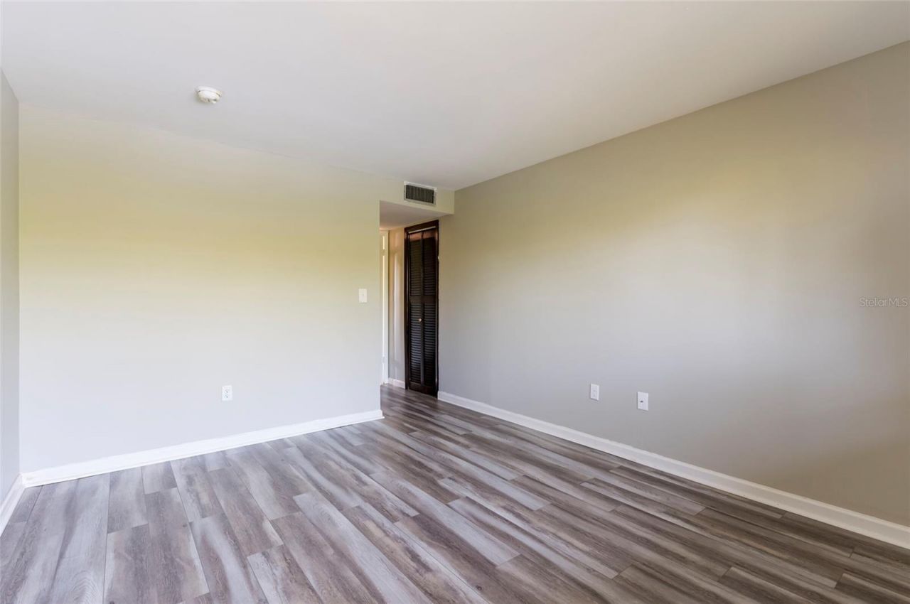 735 S Village Drive N, Unit 206, Saint Petersburg, FL 33716 Photo