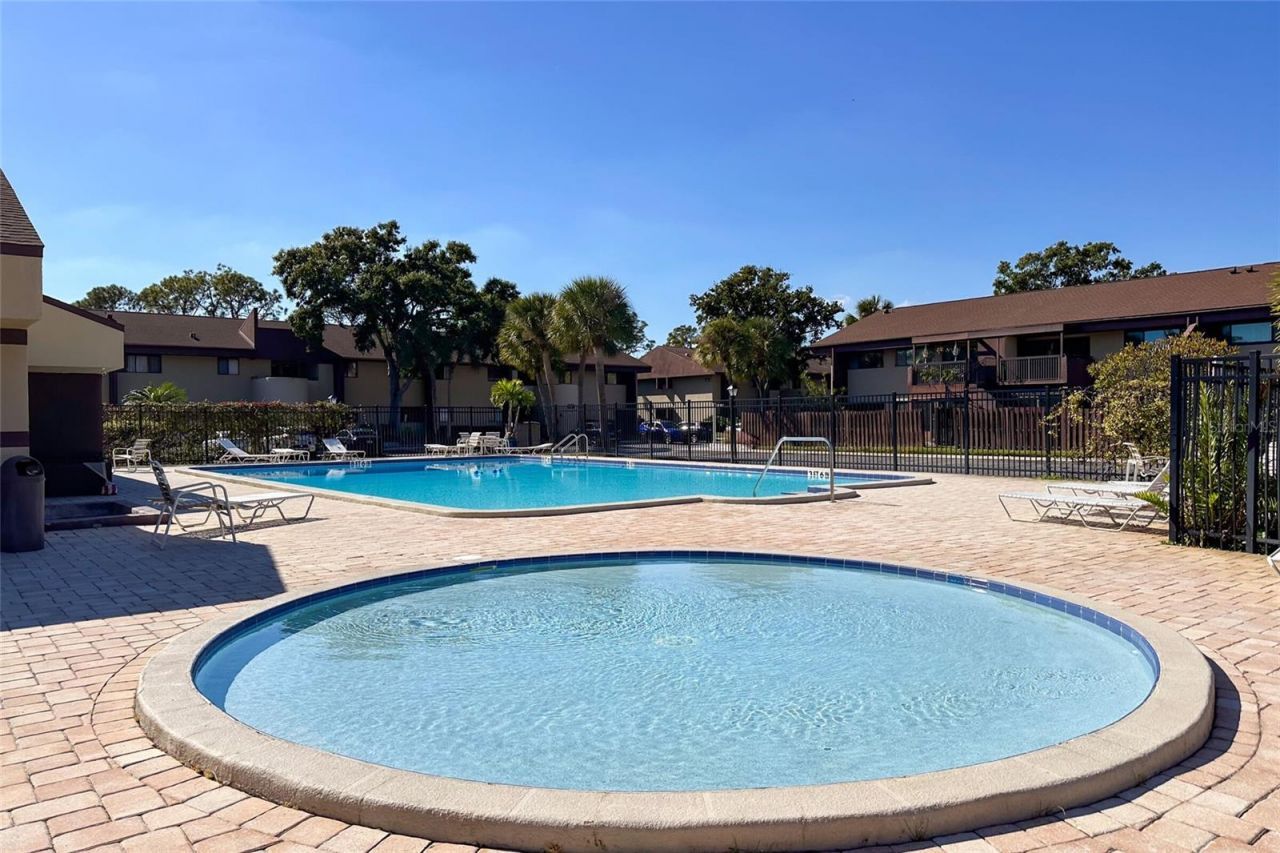 735 S Village Drive N, Unit 206, Saint Petersburg, FL 33716 Photo