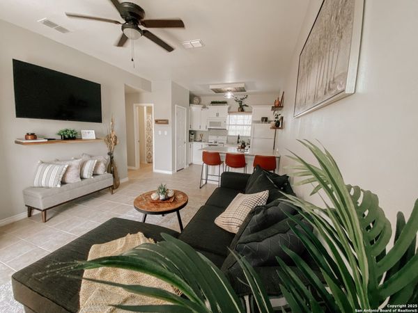 391 S Riverside Dr, Unit 21, Eagle Pass, TX 78852