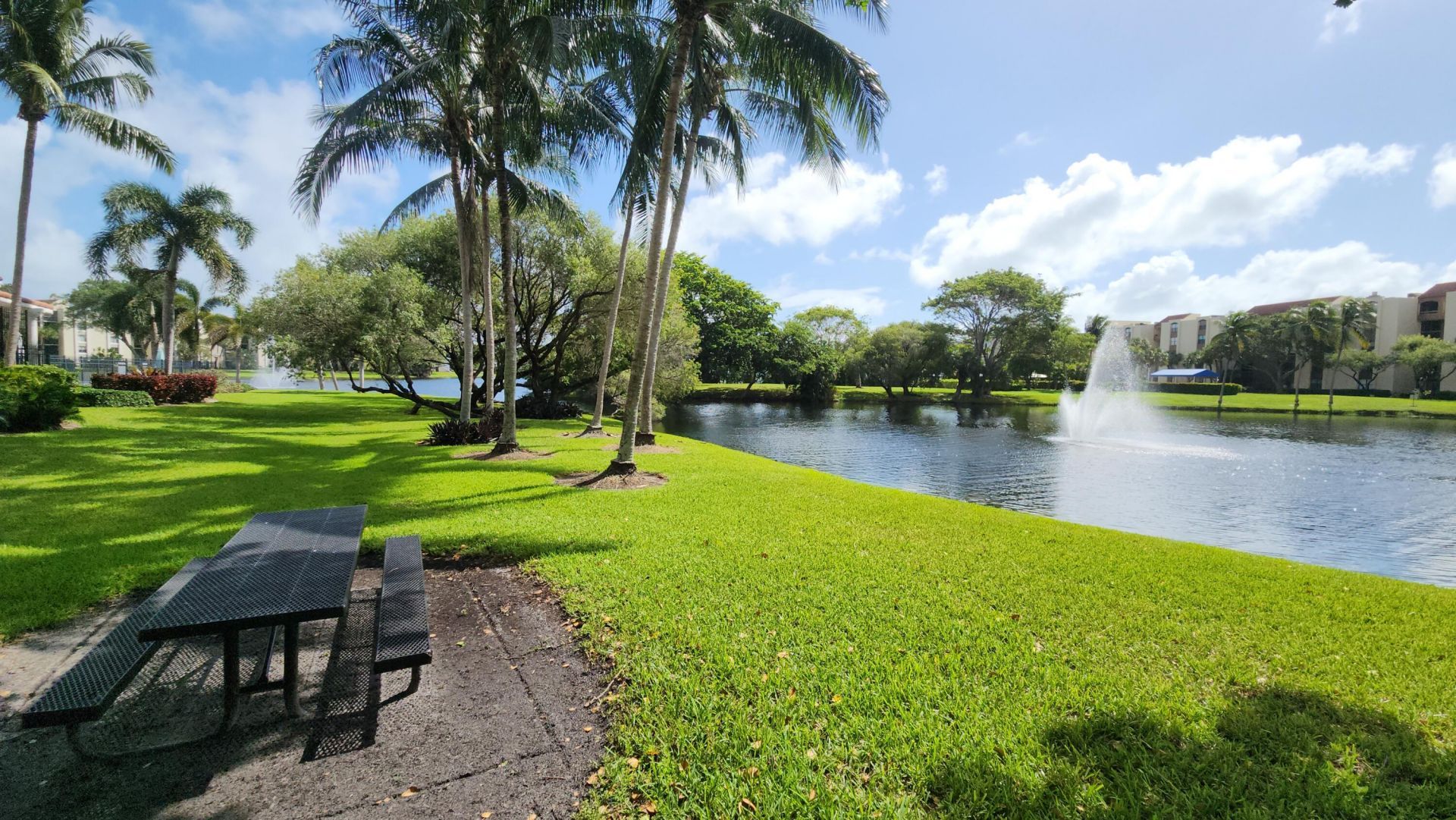 1915 Lavers Circle, Unit E107, Delray Beach, FL 33444 Photo