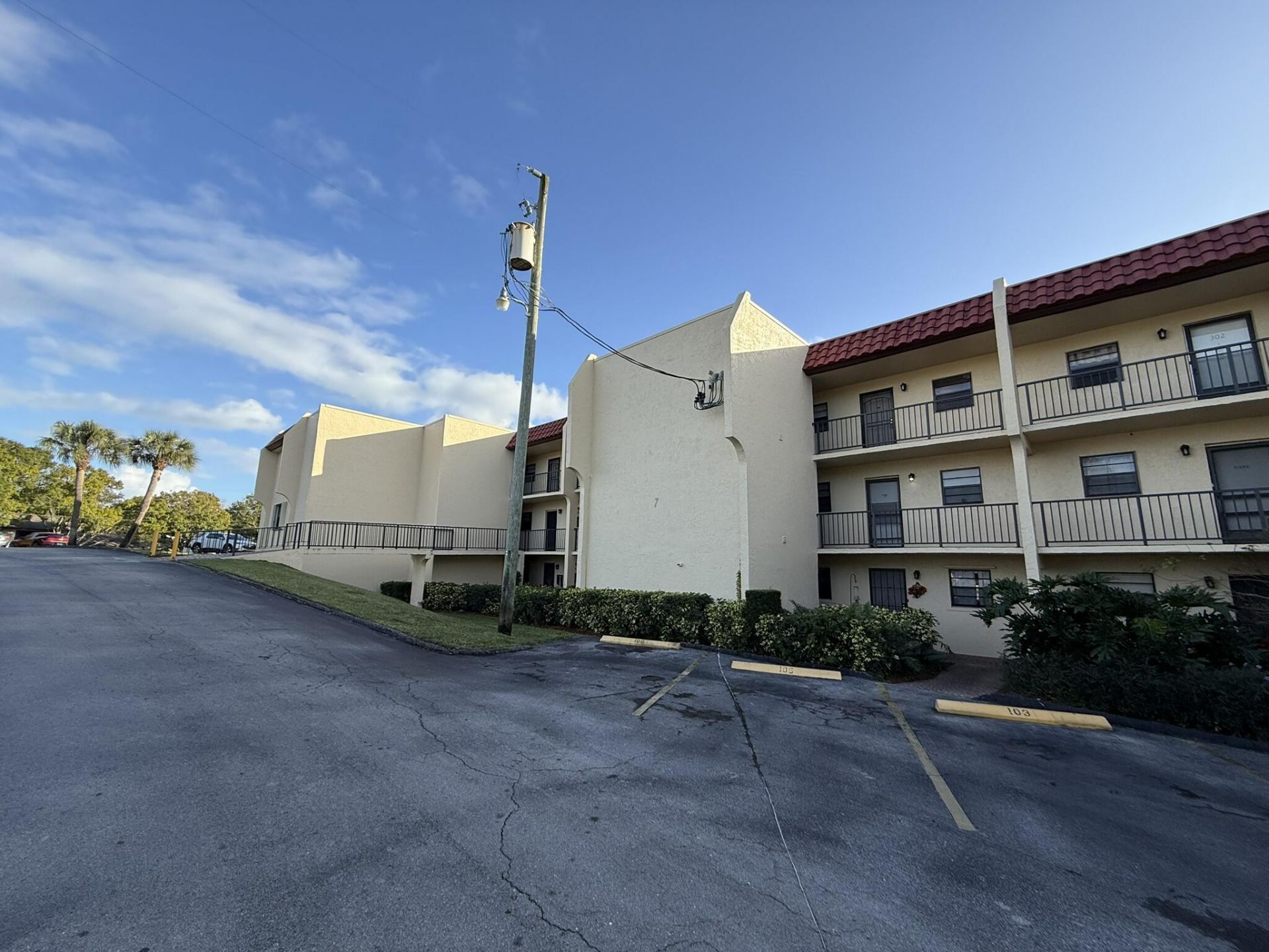 2050 Oleander Boulevard, Unit 7-106, Fort Pierce, FL 34950 Photo