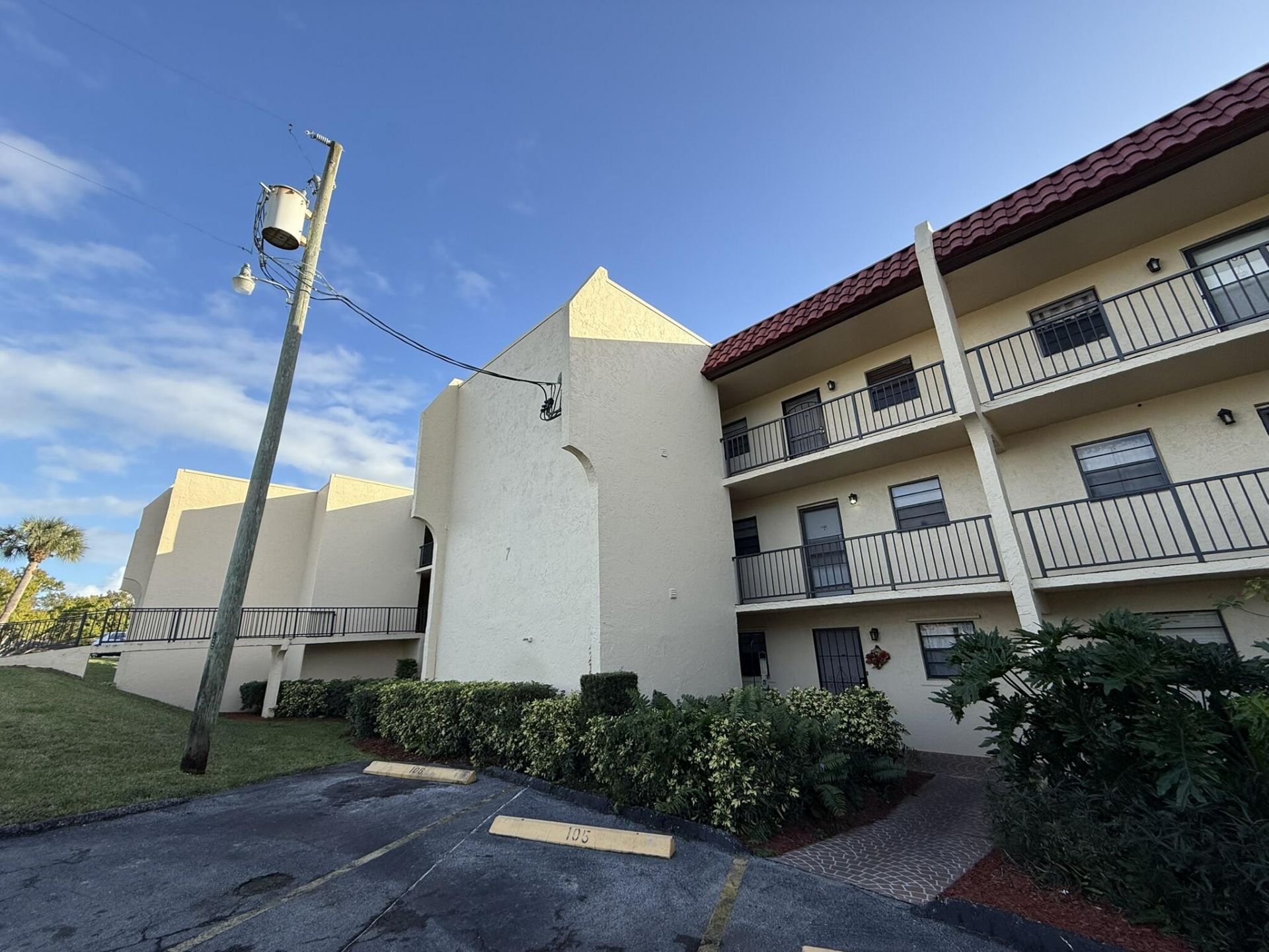 2050 Oleander Boulevard, Unit 7-106, Fort Pierce, FL 34950 Photo