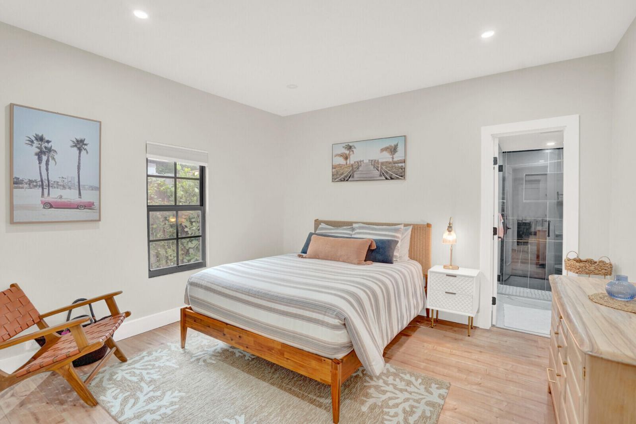 727 S Fernwood Drive S, West Palm Beach, FL 33405 Photo