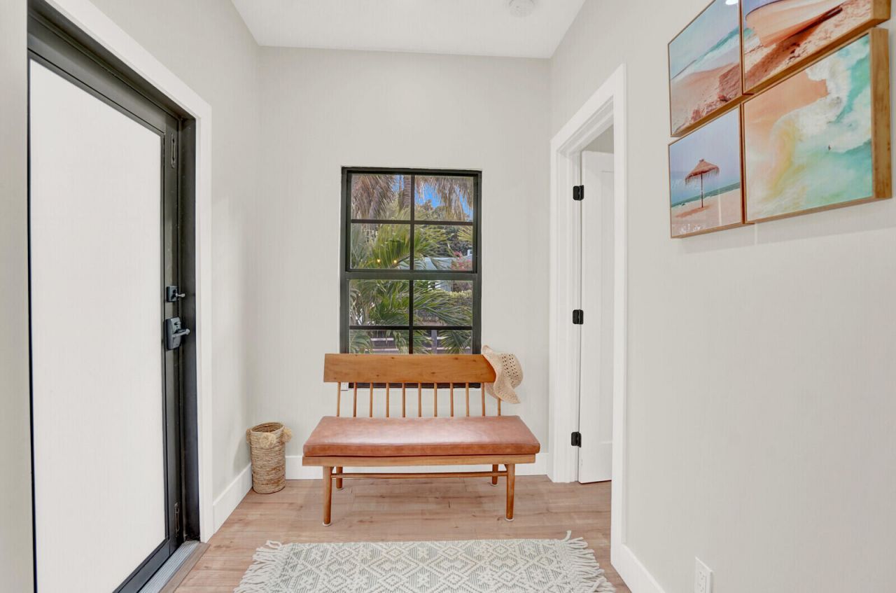 727 S Fernwood Drive S, West Palm Beach, FL 33405 Photo