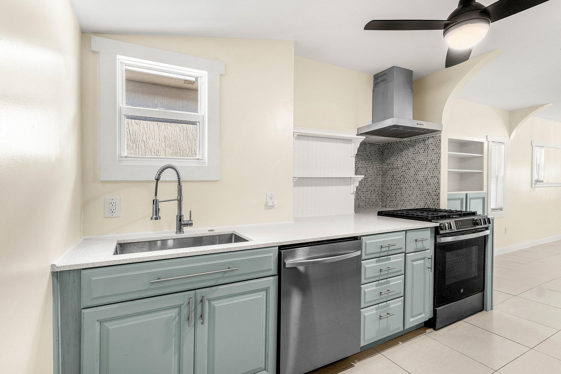 409 S M Street, Lake Worth Beach, FL 33460 Photo