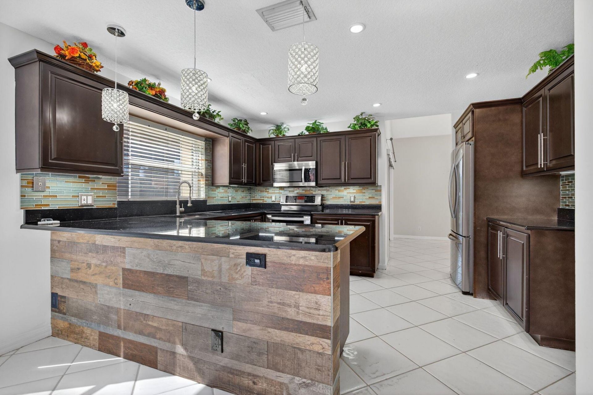 7004 Galleon Cove Circle, Riviera Beach, FL 33418 Photo