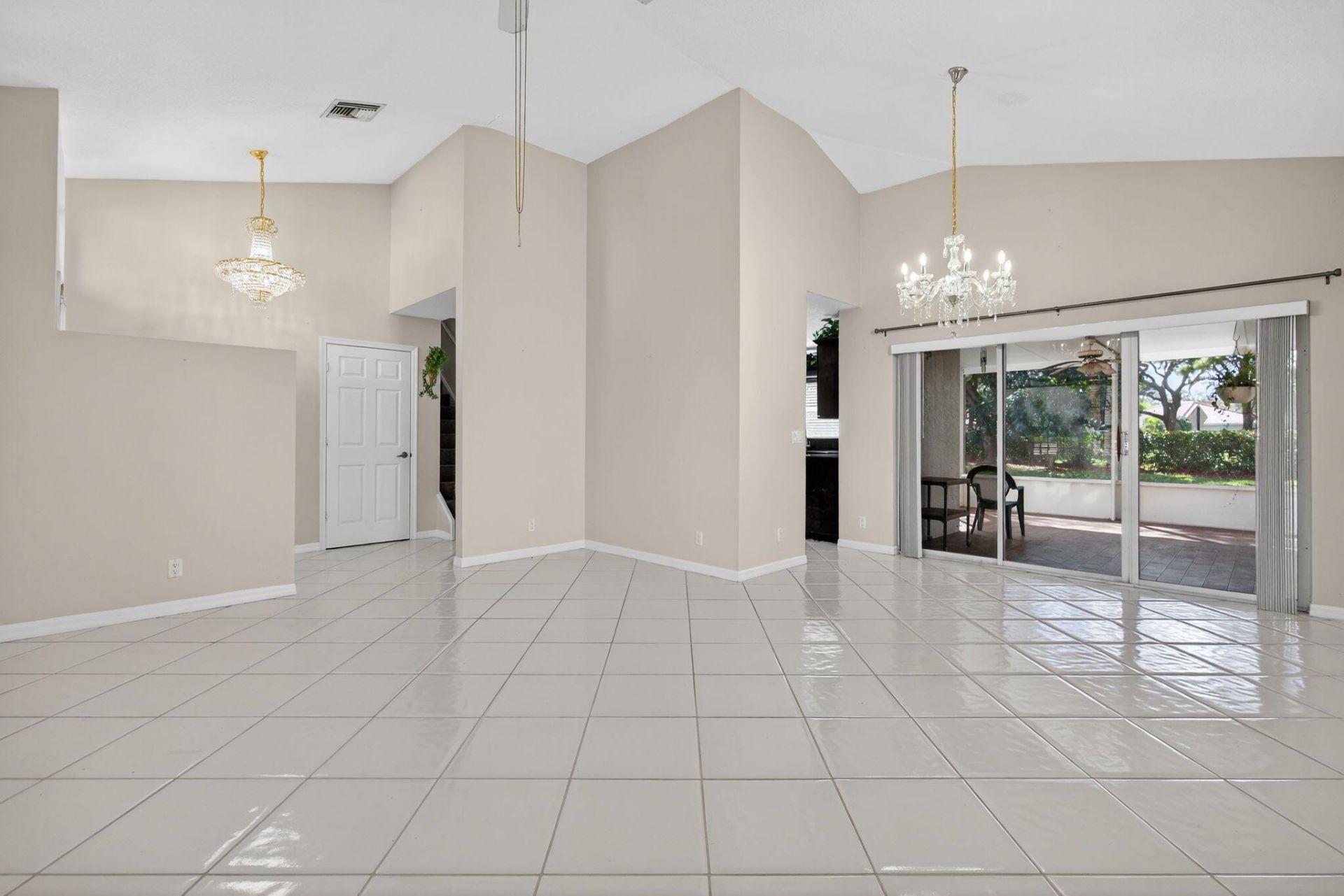 7004 Galleon Cove Circle, Riviera Beach, FL 33418 Photo