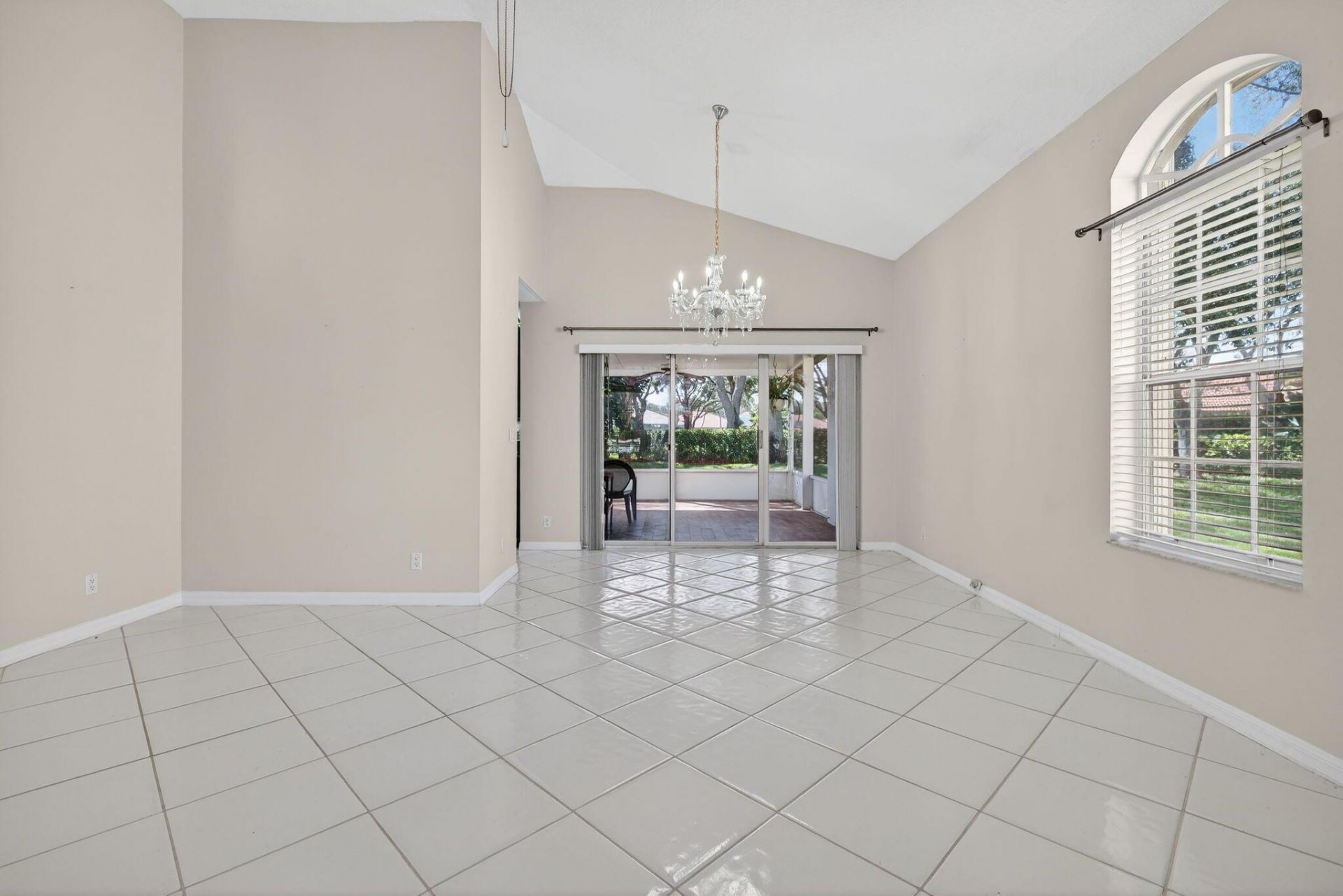 7004 Galleon Cove Circle, Riviera Beach, FL 33418 Photo