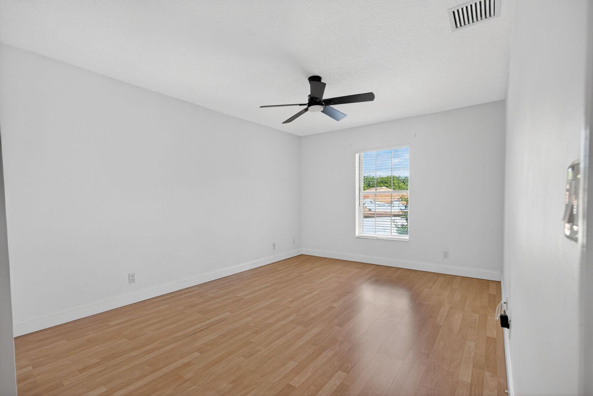 7004 Galleon Cove Circle, Riviera Beach, FL 33418 Photo