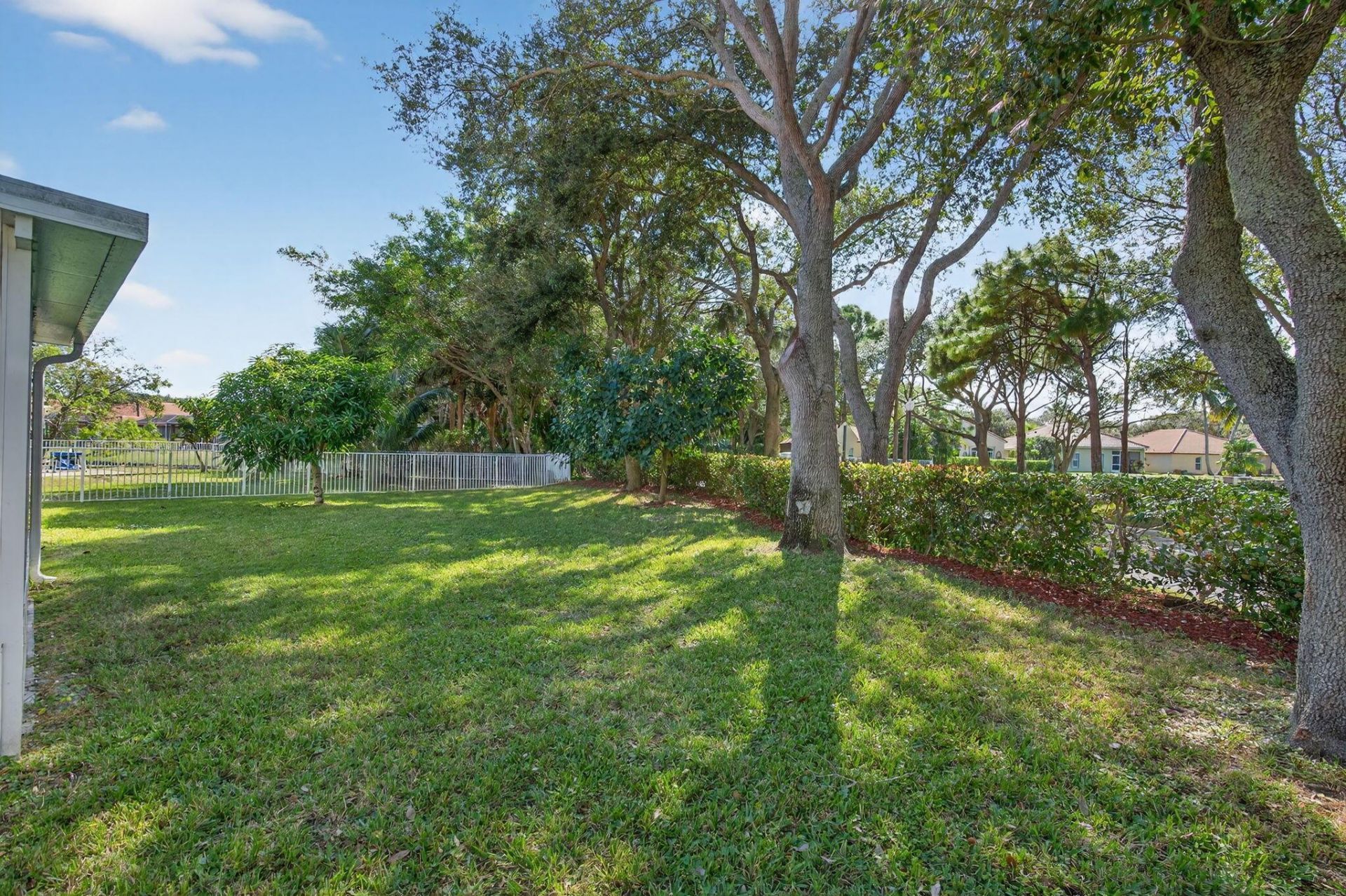 7004 Galleon Cove Circle, Riviera Beach, FL 33418 Photo