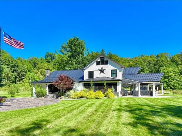 37250 Chardon Road, Willoughby Hills, OH 44094