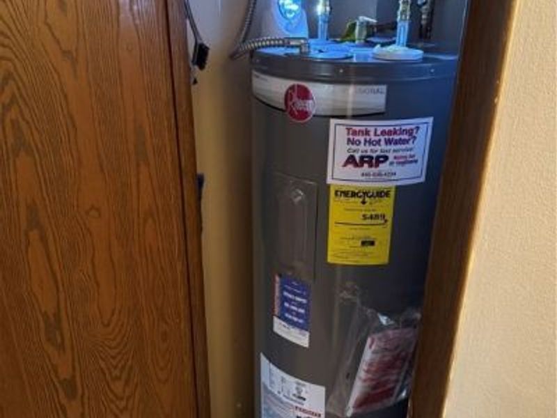 6895 Carriage Hill Drive, Unit E77, Brecksville, OH 44141 Photo 17