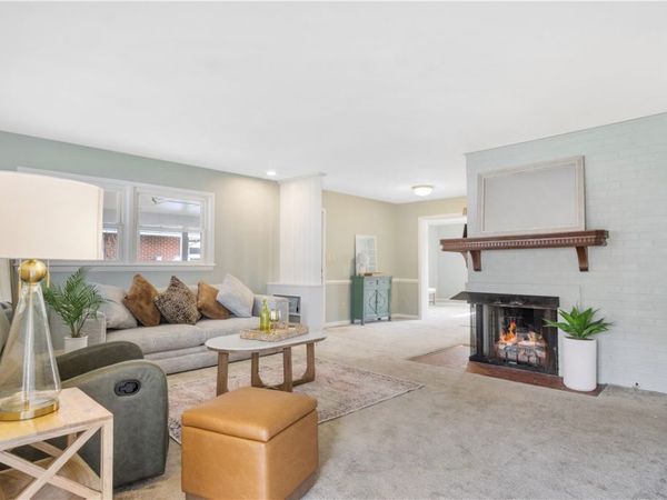 6 Dimmock Avenue, Newport News, VA 23601