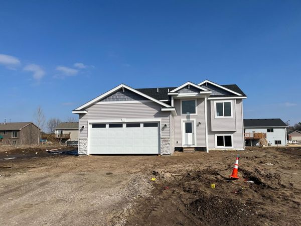 930 2 1/2 Avenue SW, Rice, MN 56367