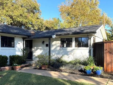 3581 Woodleigh Drive, Dallas, TX 75229