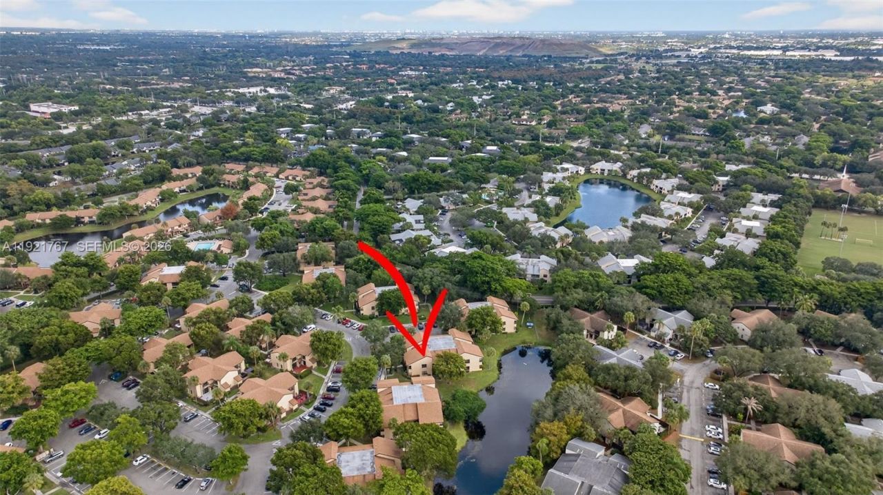 3697 Cocoplum Cir, Unit 3537, Coconut Creek, FL 33063 Photo