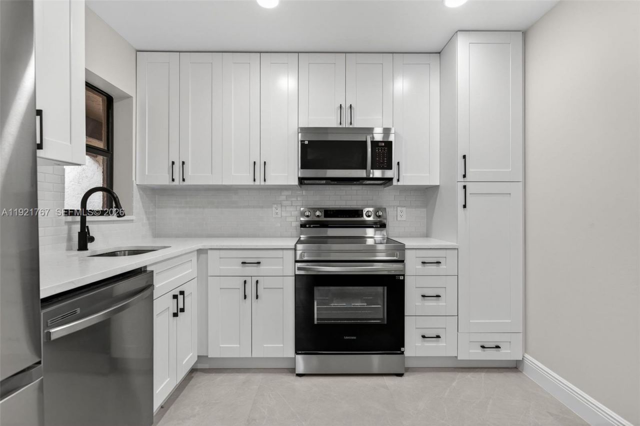 3697 Cocoplum Cir, Unit 3537, Coconut Creek, FL 33063 Photo